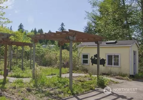 15199 Silverdale Way NW, Poulsbo, WA 98370