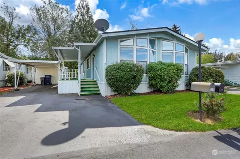 1172 Maple Dr, Enumclaw, WA 98022 photo 3