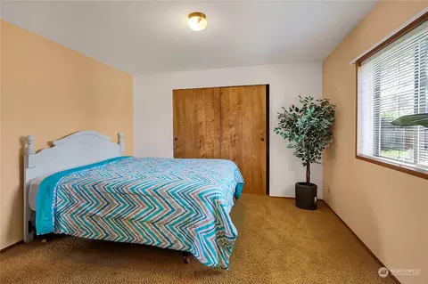 1172 Maple Dr, Enumclaw, WA 98022 photo 20