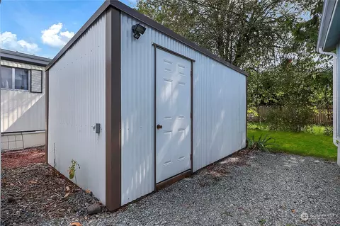 1172 Maple Dr, Enumclaw, WA 98022 photo 25