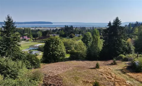1965 Holly Hill Ln, Freeland, WA 98249