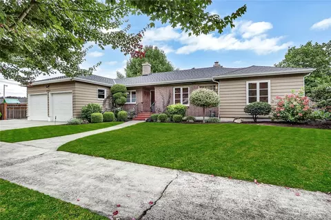 737 3rd St NW, Puyallup, WA 98371