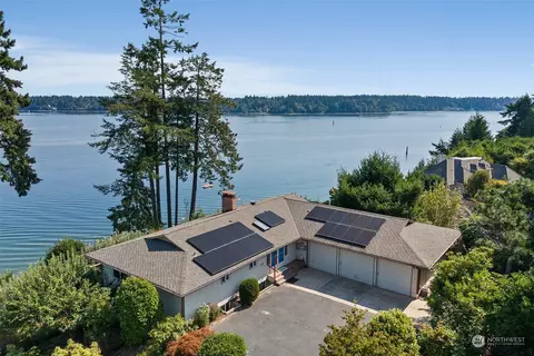 3130 Old Port Dr NW, Olympia, WA 98502