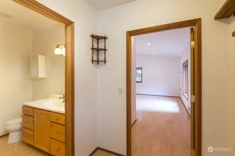 Entry Way - 71 Strawberry Ln, Sequim, WA 98382 photo 1 of 2