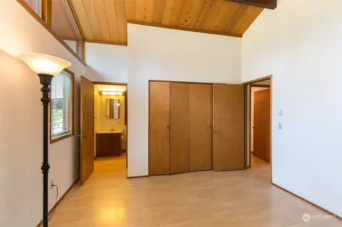 Bedroom - 71 Strawberry Ln, Sequim, WA 98382 photo 4 of 4