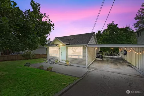 2424 Callow Rd, Lake Stevens, WA 98258