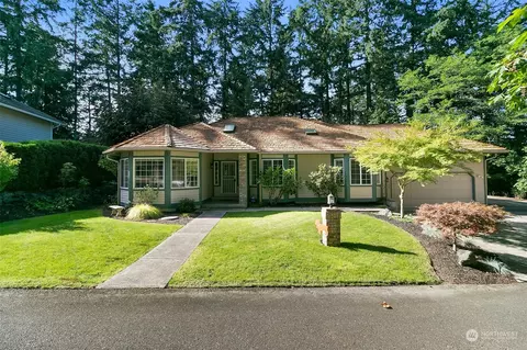 6806 65th Ave W, Lakewood, WA 98499