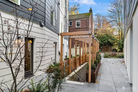 1235 E Roy St, Seattle, WA 98102 photo 22