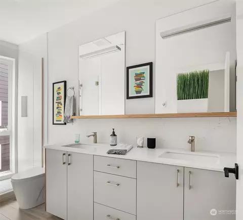 1235 E Roy St, Seattle, WA 98102 photo 11