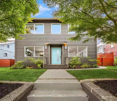 3207 NW 70th St, Seattle, WA 98117