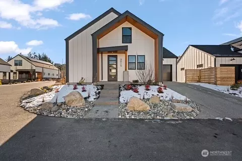 3915 Crosswinds Ct, Anacortes, WA 98221
