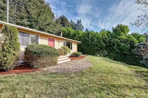 5697 NE Gamblewood Rd, Kingston, WA 98346