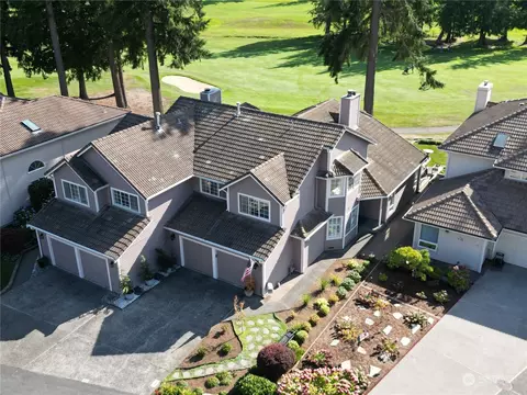 2000 Village Green Dr #13, Mill Creek, WA 98012