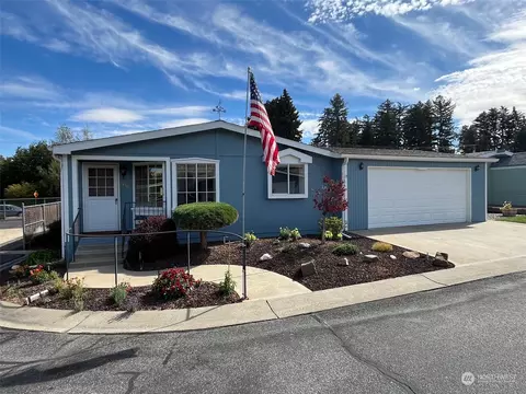 1309 Icicle Pl, Wenatchee, WA 98801