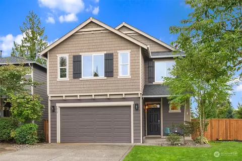 1012 207th Pl SW, Lynnwood, WA 98036