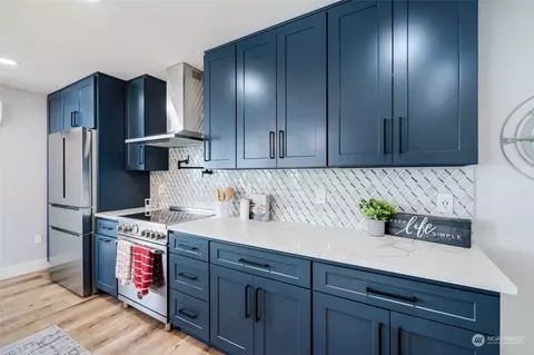 Kitchen - 1108 Wall St, Everett, WA 98201 photo 3 of 8