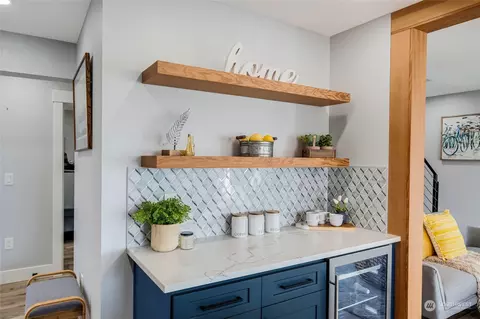 Kitchen - 1108 Wall St, Everett, WA 98201 photo 7 of 8