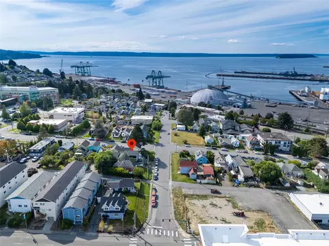 View/Area - 1108 Wall St, Everett, WA 98201 photo 2 of 3