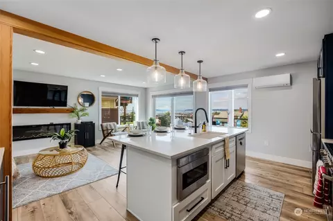 Kitchen - 1108 Wall St, Everett, WA 98201 photo 1 of 8