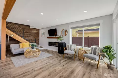 Living - 1108 Wall St, Everett, WA 98201 photo 2 of 5