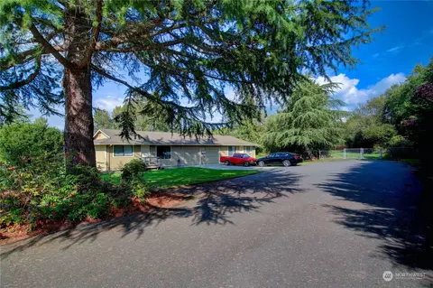 1330 N Waugh Rd, Mount Vernon, WA 98273