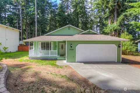 17545 Loop Ln SE, Yelm, WA 98597