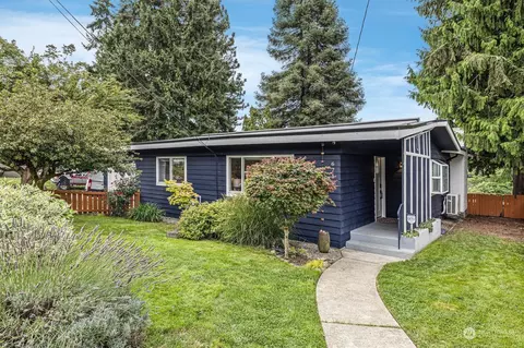 671 Camas Ave NE, Renton, WA 98056