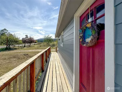 1780 Hooker Rd, Sequim, WA 98382 photo 6