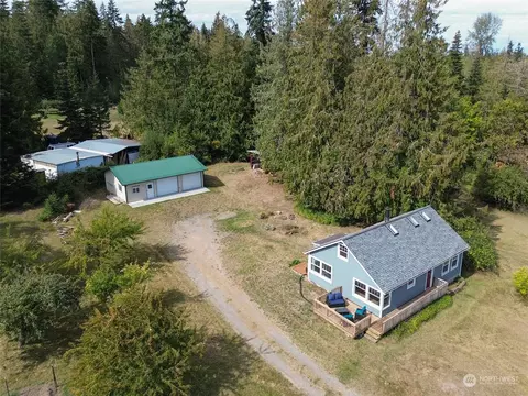 1780 Hooker Rd, Sequim, WA 98382