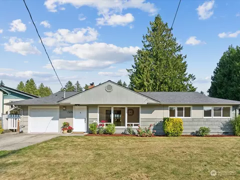 1525 Kitsap Dr, Bremerton, WA 98312