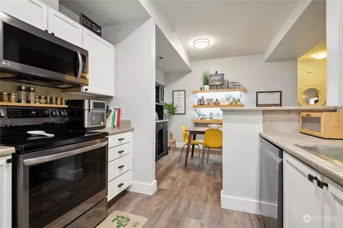 Kitchen - 18930 Bothell Everett Hwy #Q104, Bothell, WA 98012 photo 1 of 2