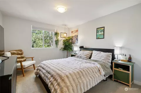 Bedroom - 18930 Bothell Everett Hwy #Q104, Bothell, WA 98012 photo 1 of 2