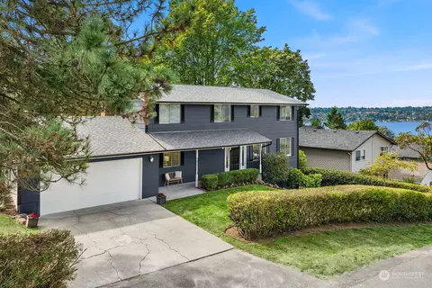 1211 N 28th Pl, Renton, WA 98056