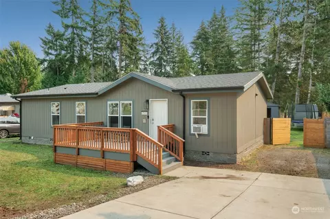 2525 194th Ave SW, Lakebay, WA 98349