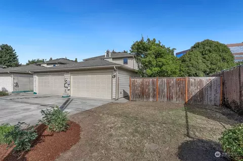 536 Williams Ave S #B, Renton, WA 98057