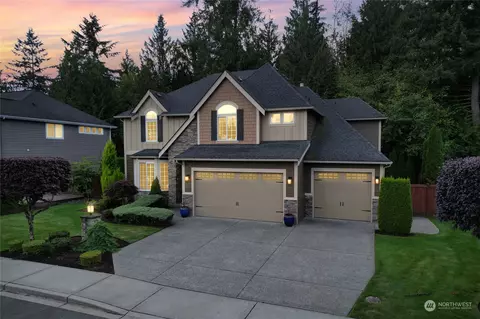 6028 213th Avenue Ct E, Lake Tapps, WA 98391
