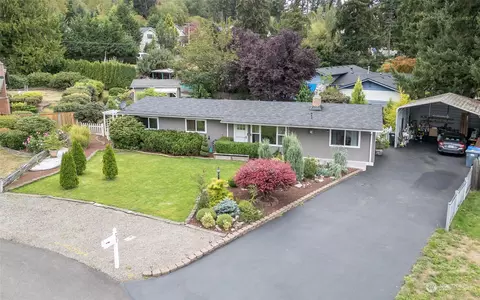 7011 149th St E, Puyallup, WA 98375
