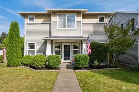 1352 Sinclair Dr, Dupont, WA 98327