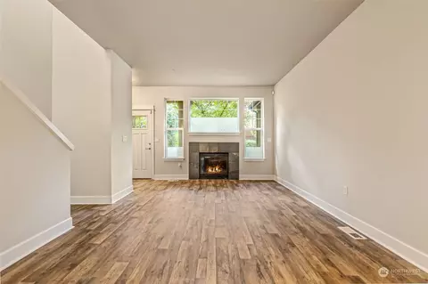 Living - 19102 20th Dr SE #C101, Bothell, WA 98012 photo 1 of 6