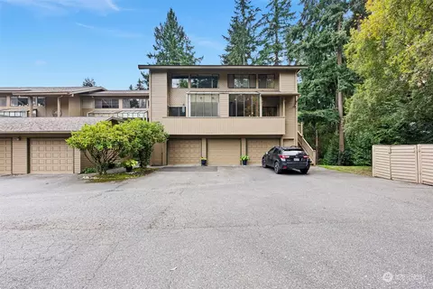 2017 Narrows View Cir NW #A 104, Gig Harbor, WA 98335