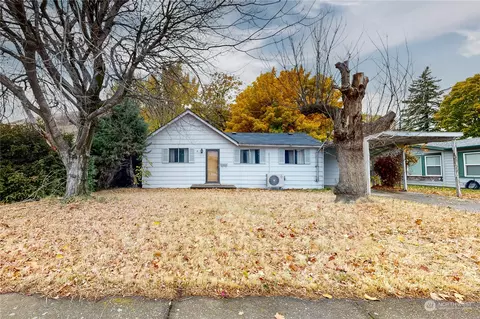1212 S 3rd St, Dayton, WA 99328