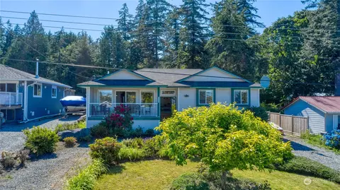 255 Elizabeth Dr, Point Roberts, WA 98281