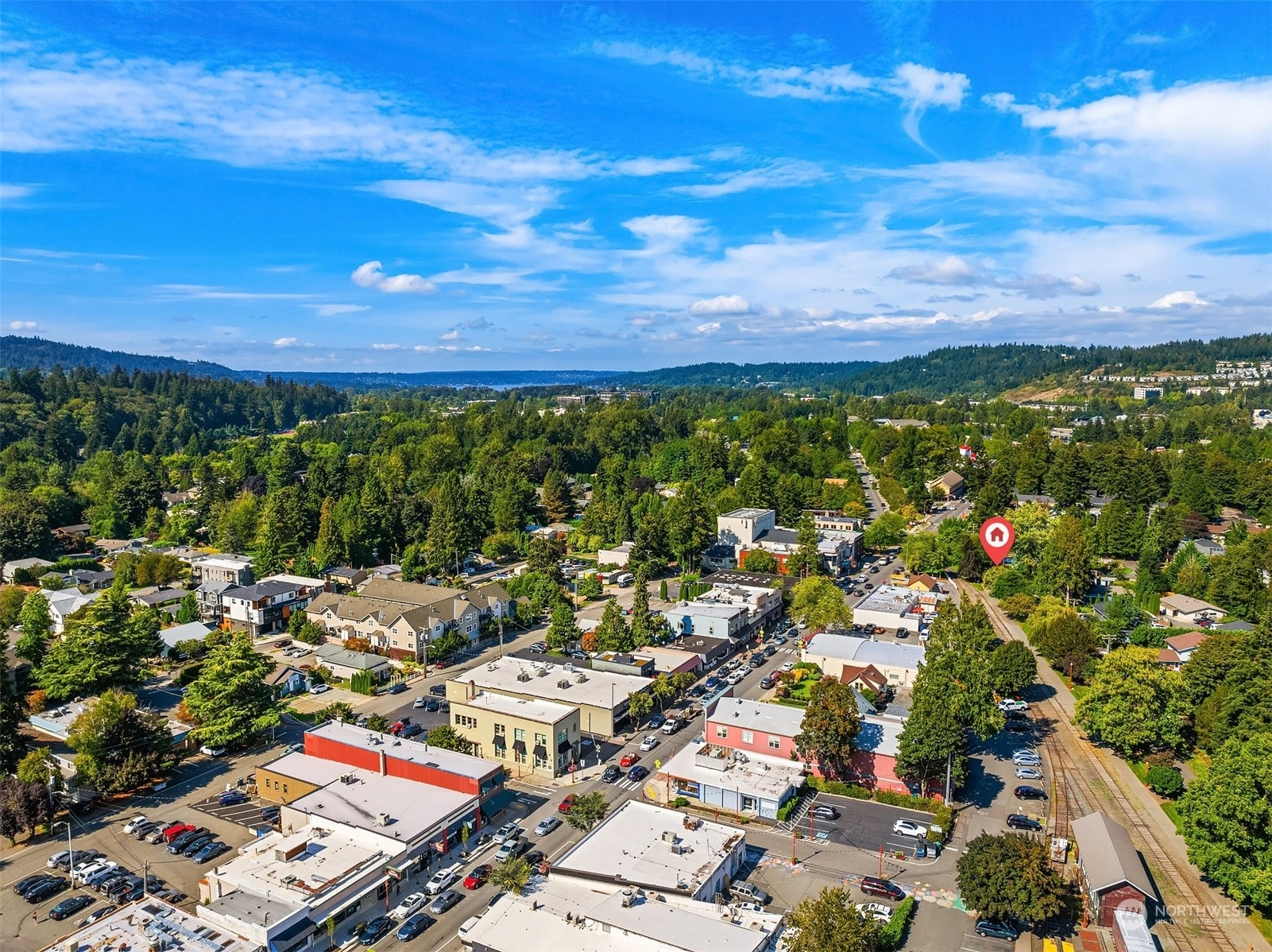 300 Rainier Blvd N, Issaquah, WA 98027 | 25 Photos - Movoto, image size:1601x1198