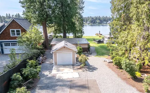 31039 E Lake Morton Dr SE, Kent, WA 98042
