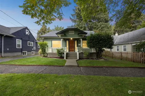312 20th Ave SE, Olympia, WA 98501