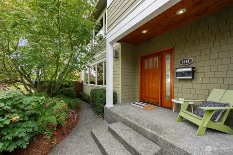 4111 SW Dawson St, Seattle, WA 98136