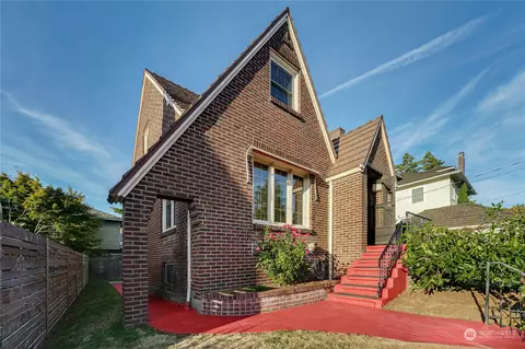 3306 E Pine St, Seattle, WA 98122 photo 2