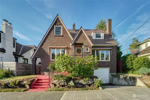 3306 E Pine St, Seattle, WA 98122 photo 3