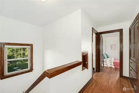 3306 E Pine St, Seattle, WA 98122 photo 17