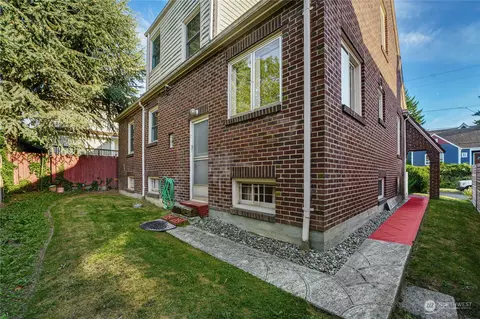 3306 E Pine St, Seattle, WA 98122 photo 25